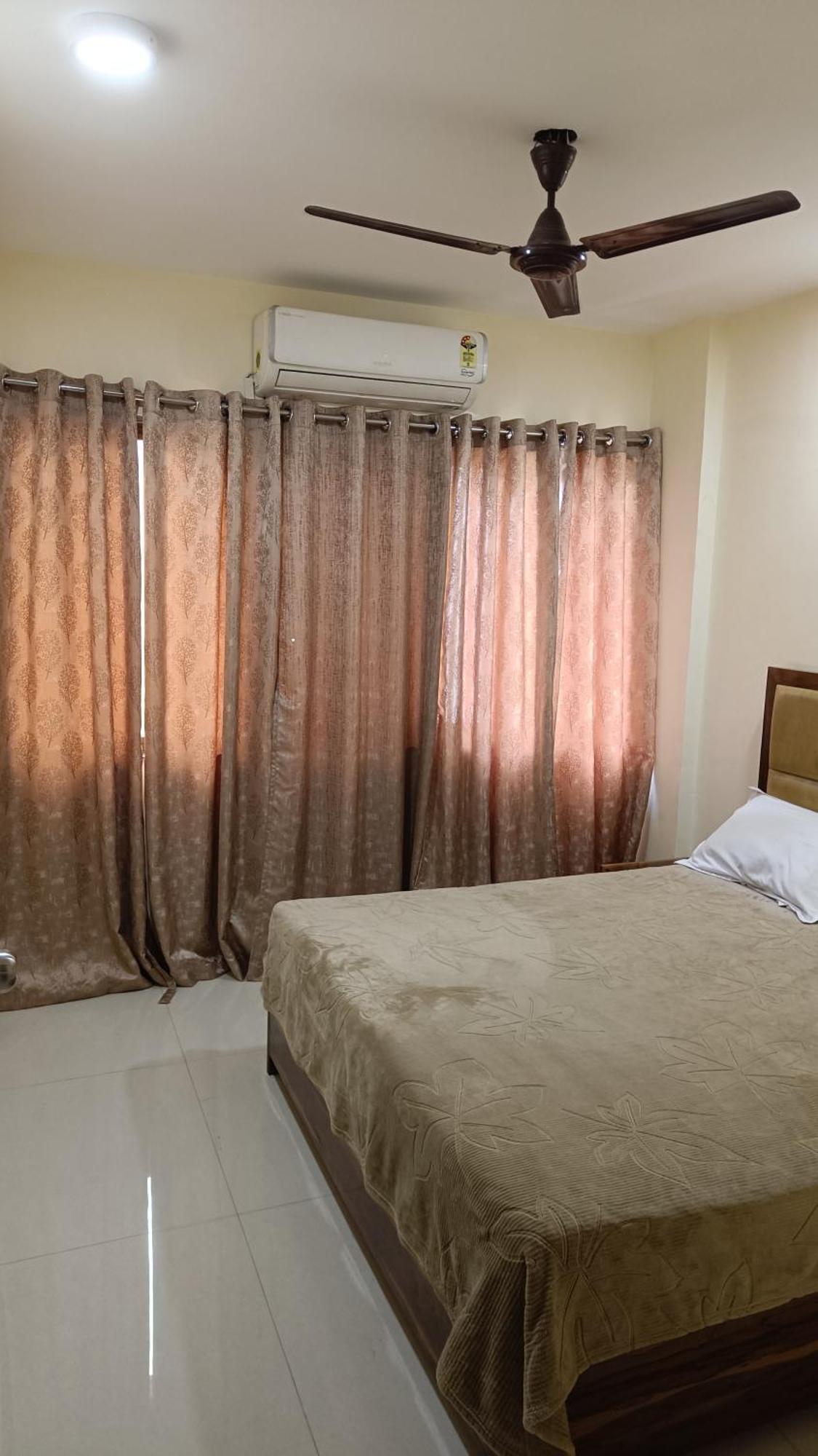 Divine Residency Hotel Navi Mumbai Exterior photo